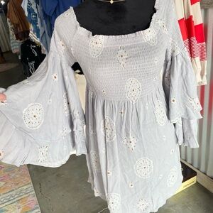 Illa Illa Off Shoulder Smocked Flowy Sleeve Grey Floral Cottage Boho Dress Med